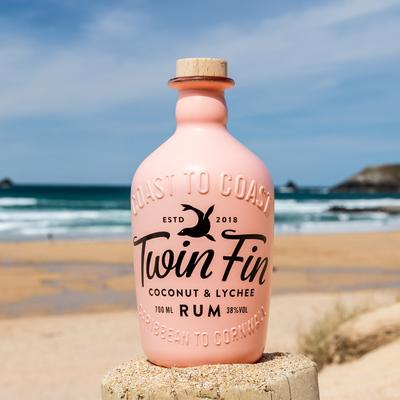 Twin Fin Rum 70cl - Coconut & Lychee