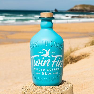 Twin Fin Rum 70cl - Spiced Golden Rum