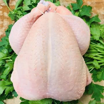 Barn Reared Whole Large Chicken with giblets (XMAS)